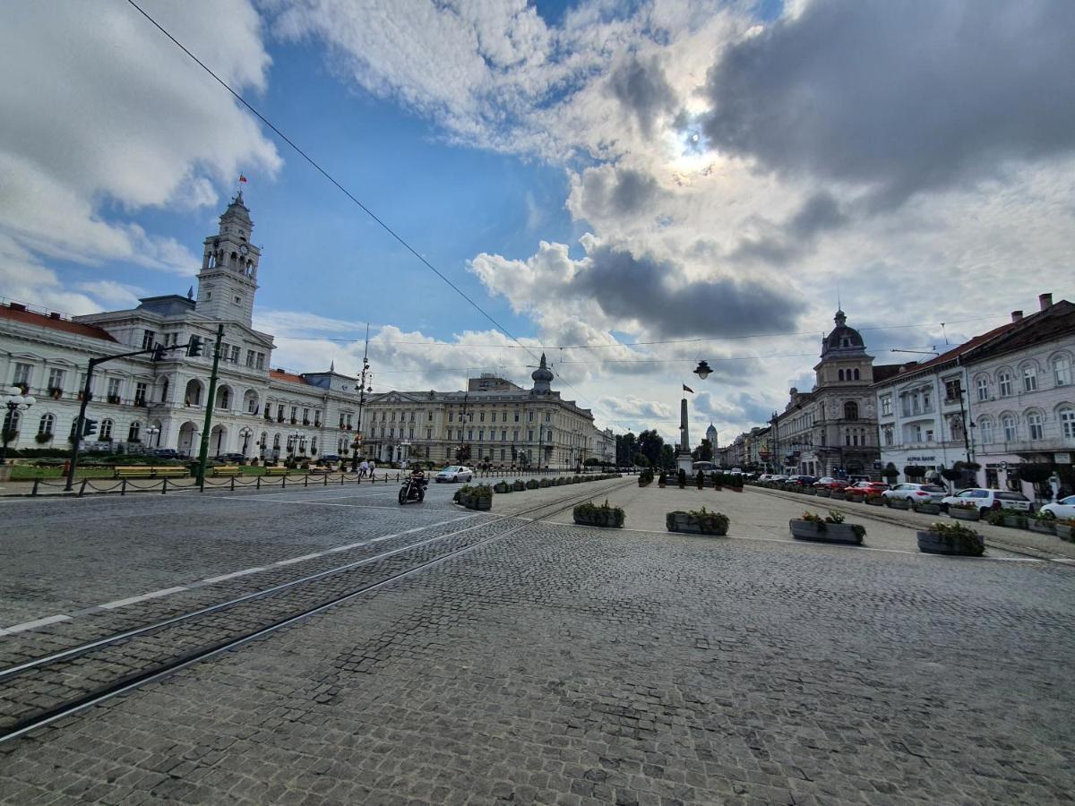 ☆ Bulevard Apartments ☆ Арад Екстер'єр фото